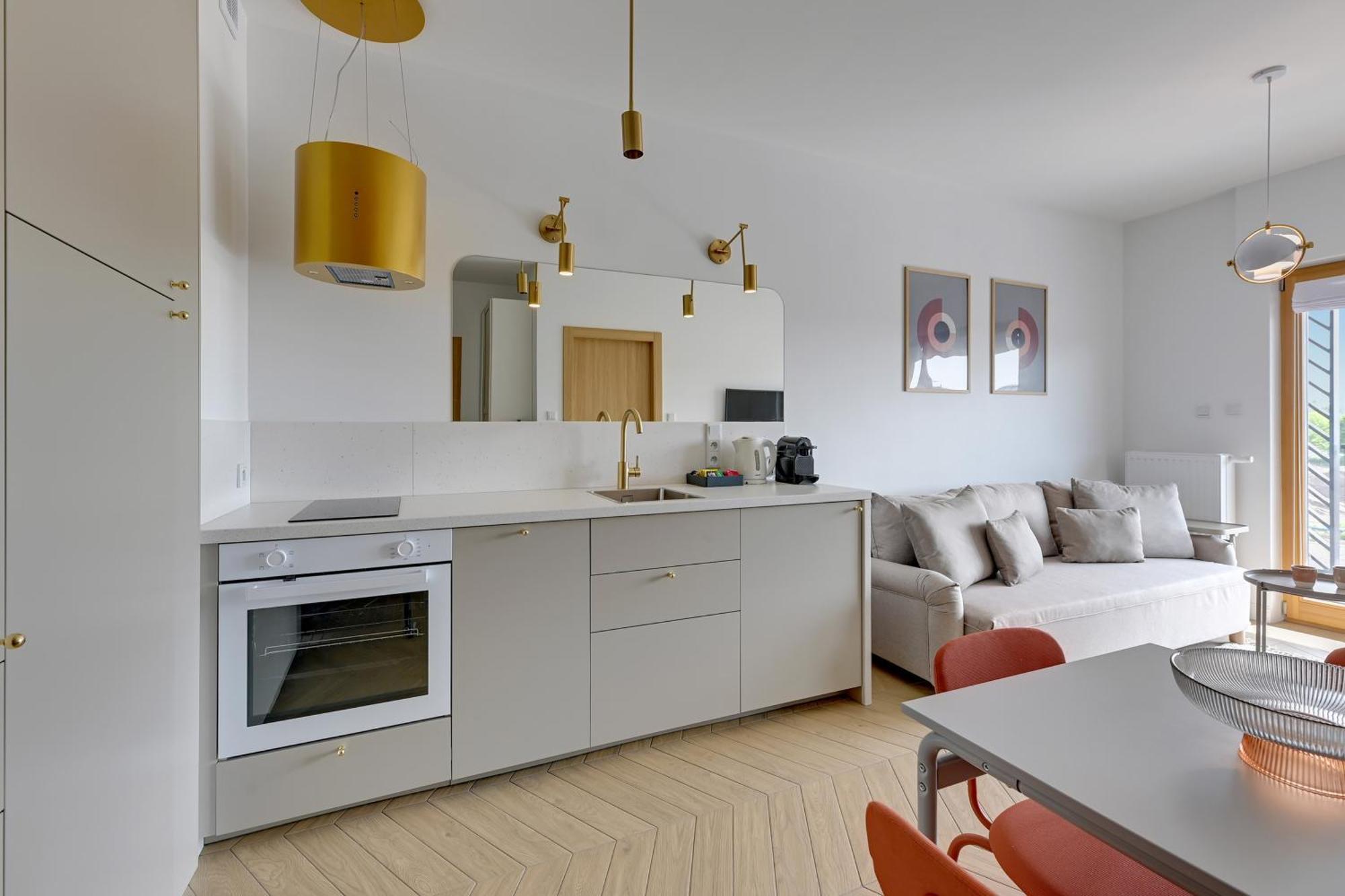 Apartment My Way, Parking, Kids Play & Gym By Triapart *